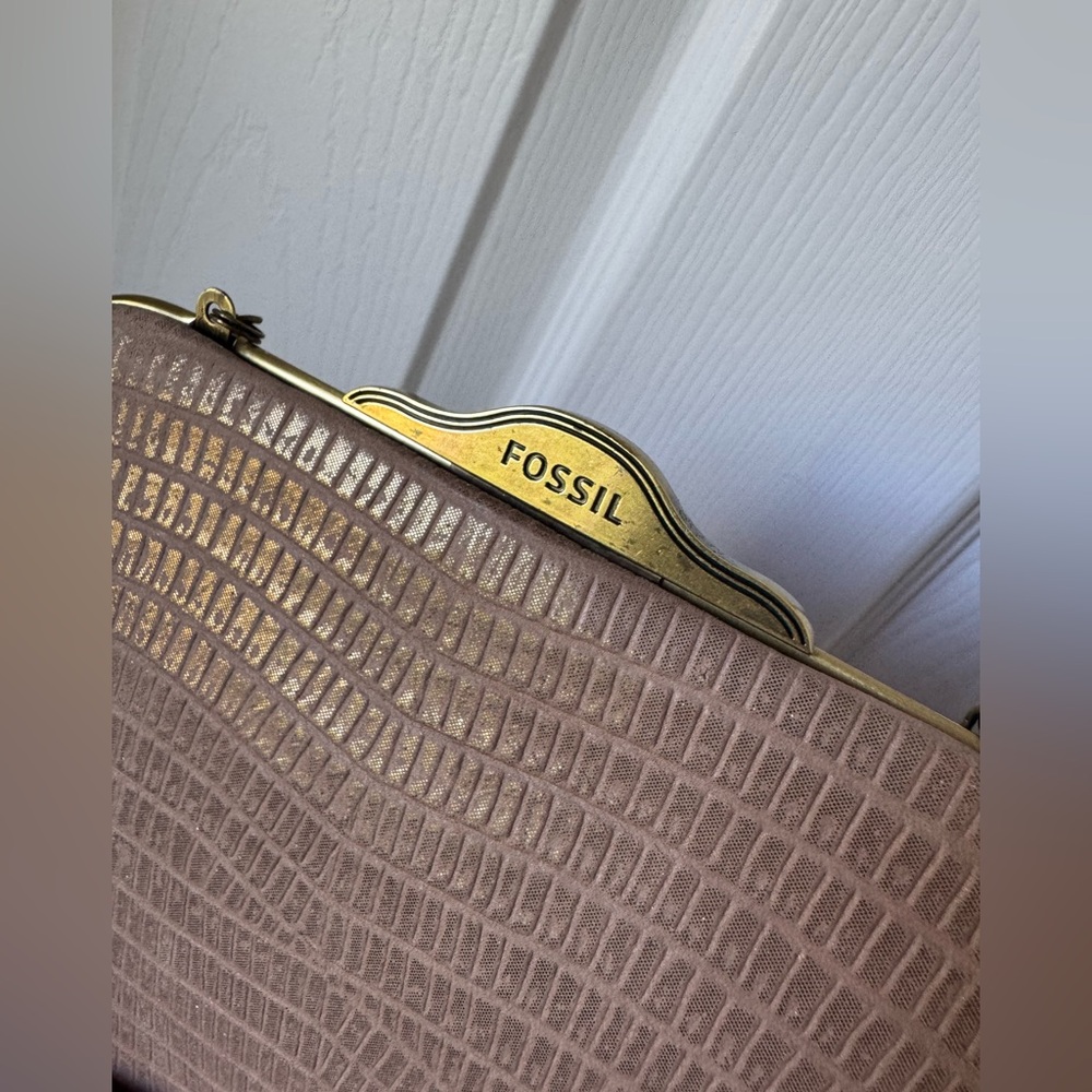 Fossil Embossed Chain Bag - Picture 3 of 9